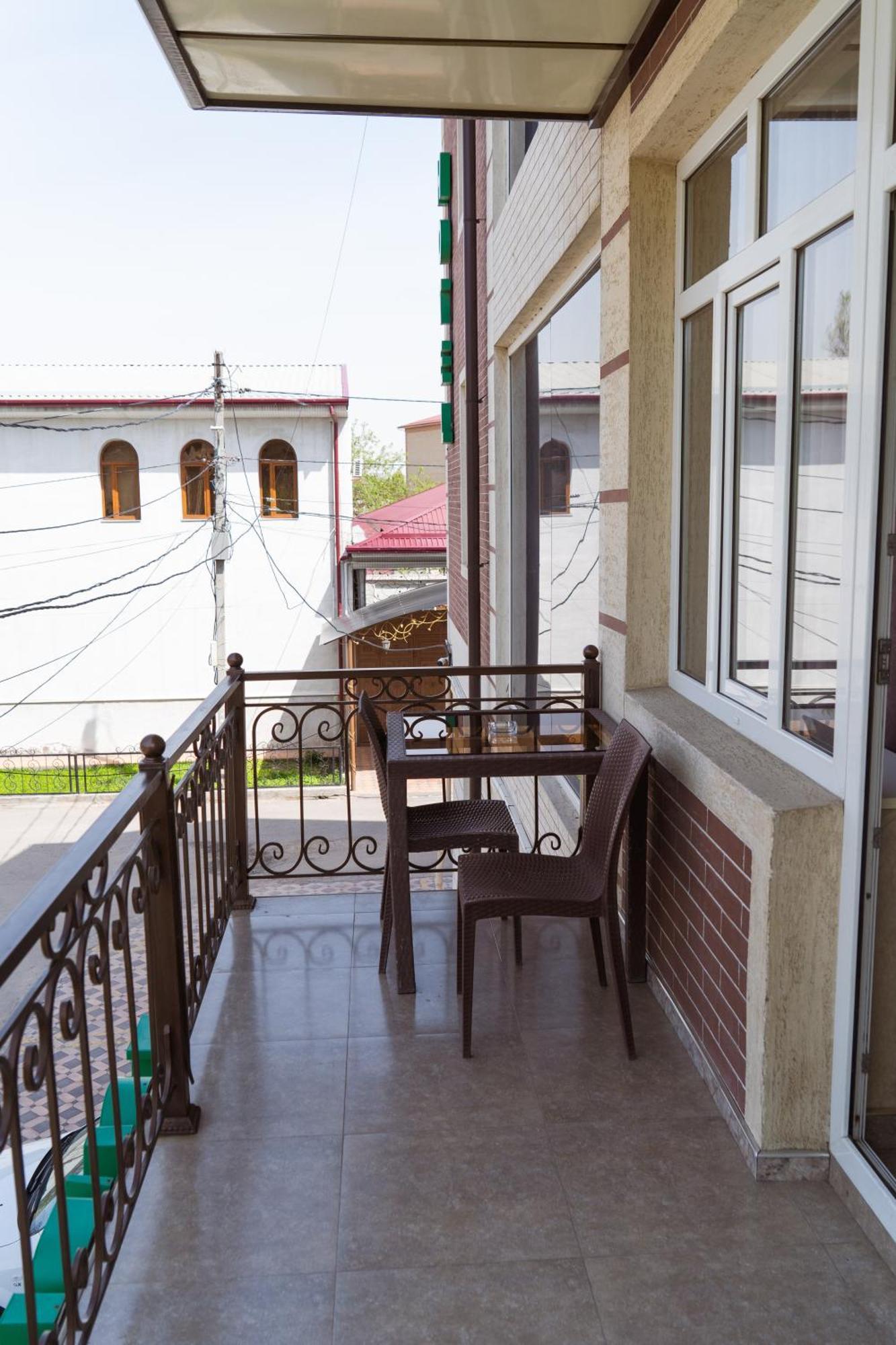 Tourist Inn Hotel Ташкент Екстериор снимка