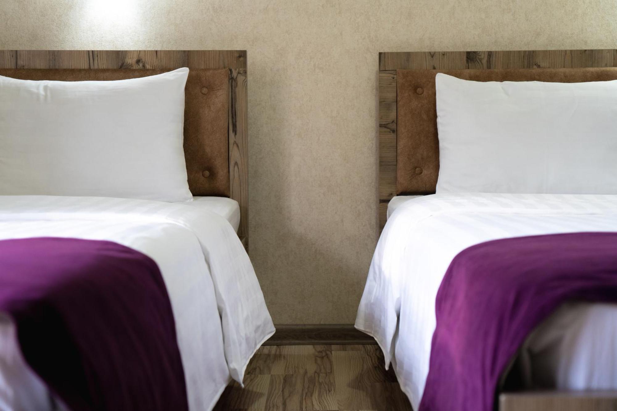 Tourist Inn Hotel Ташкент Екстериор снимка