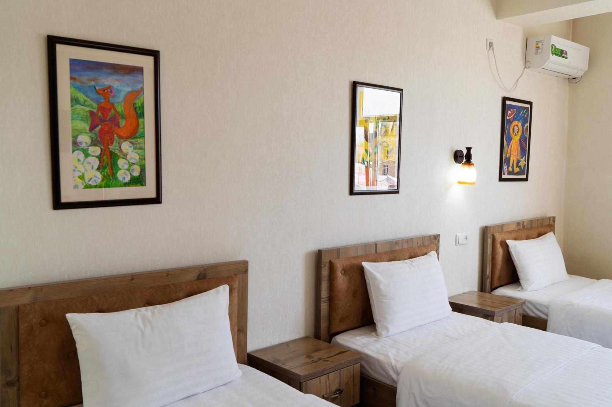 Tourist Inn Hotel Ташкент Екстериор снимка