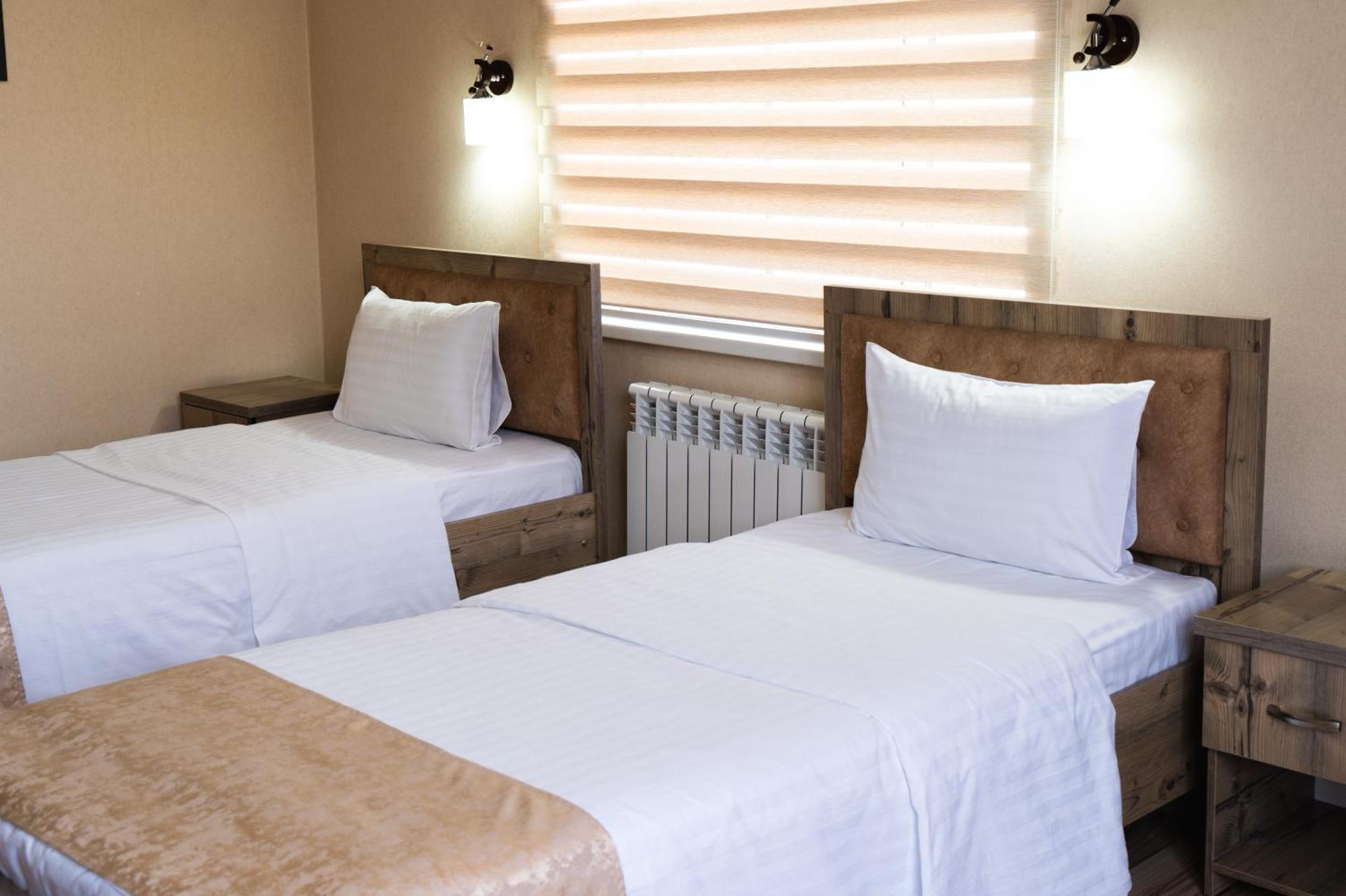 Tourist Inn Hotel Ташкент Екстериор снимка