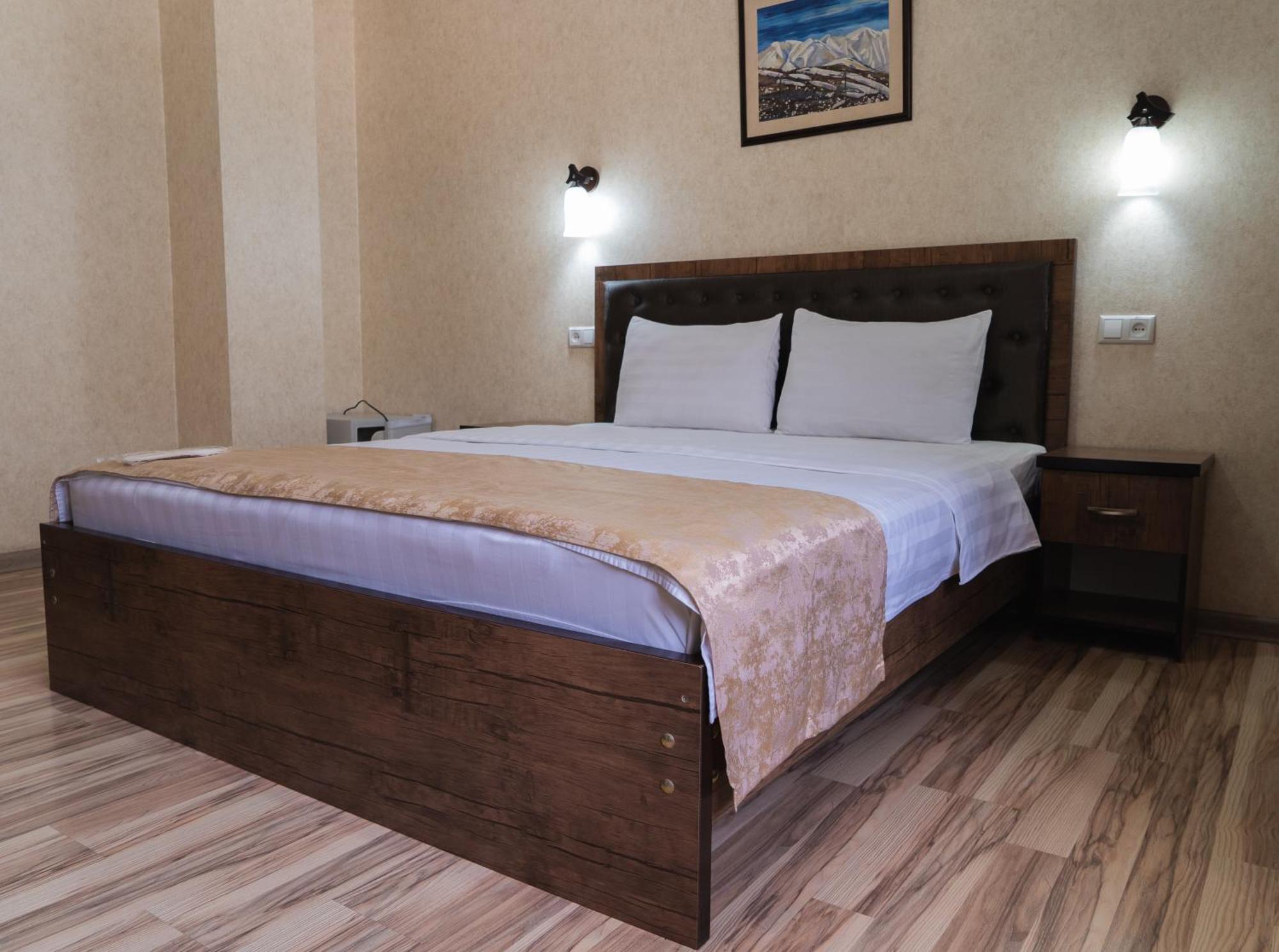 Tourist Inn Hotel Ташкент Екстериор снимка